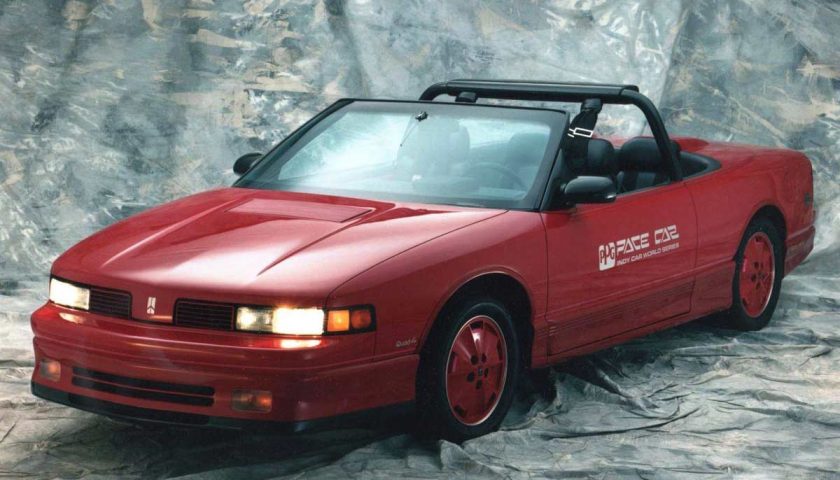 1988-PPG-Oldsmobile-Cutlass-Supreme-Pace-Car